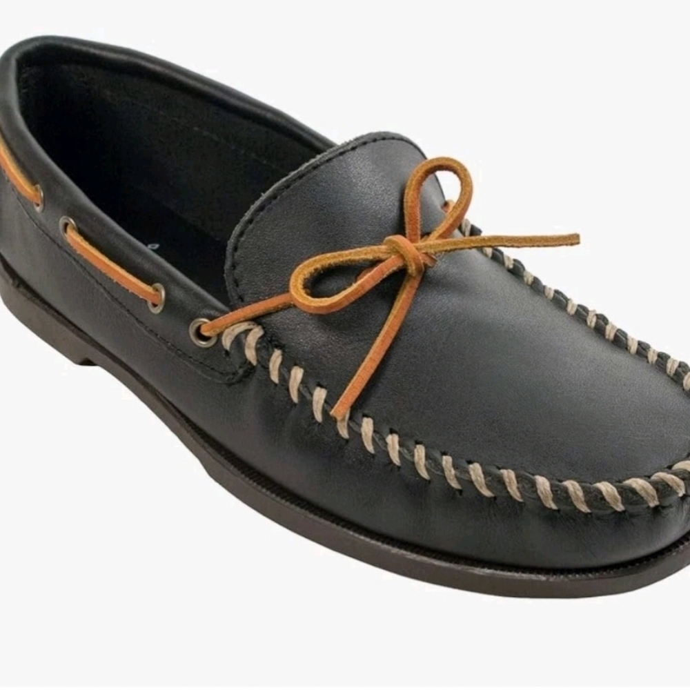 NEW! MINNETONKA Men's Classic Camp Moccasin Black Leather Size 9